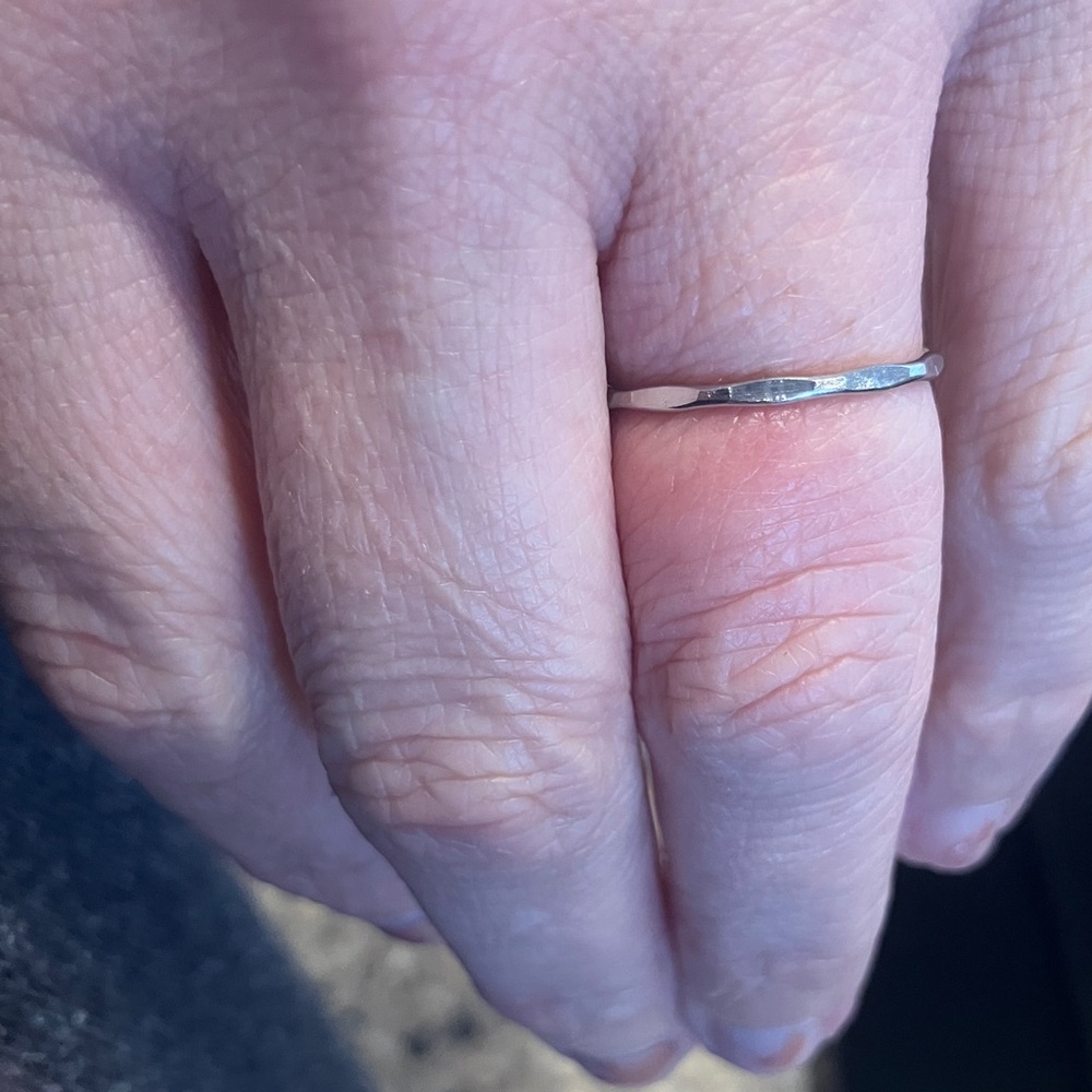 Elegant Silver Band Ring